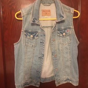 Hollister jean vest